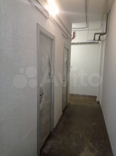 Машиноместо, 10 м²