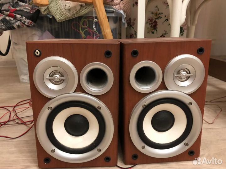 Акустические колонки и subwoofer