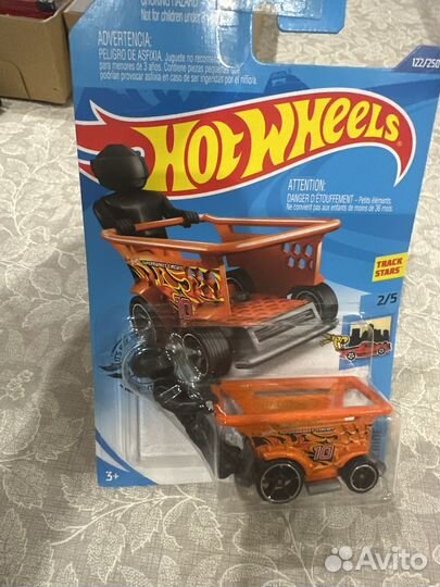 Hot wheels aisle driver