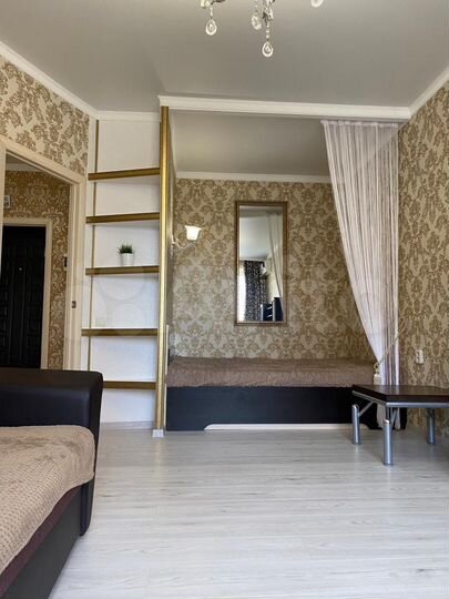 1-к. квартира, 42 м², 2/5 эт.