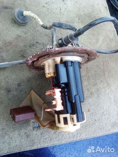 Топливный насос Mazda 323 BJ protege