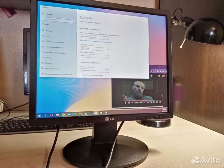 Монитор для компьютера LG 19 дюймов (квадратный)