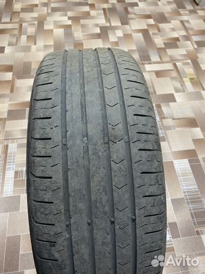 Continental ContiPremiumContact 215/55 R17