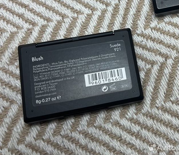 Румяна Sleek Suede новые