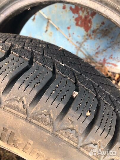 Continental VancoVikingContact 2 205/55 R16