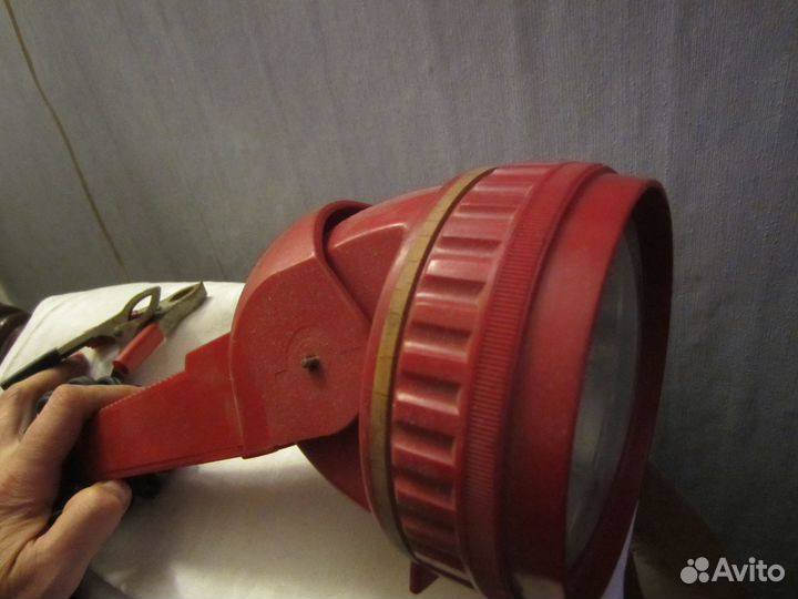 Фонарь с проводом