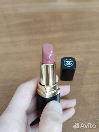 Помада Chanel Rouge Coco