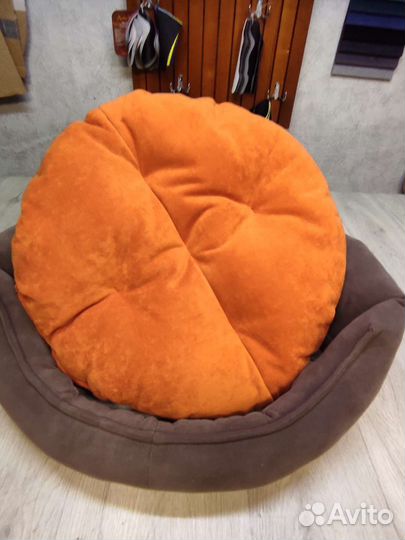 Лежанка для собак