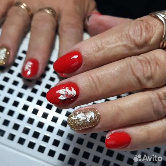 Мастер маникюра и педикюра