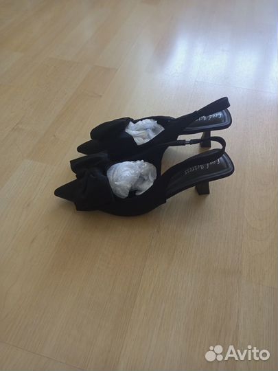 Босоножки женские 37 размер новые
