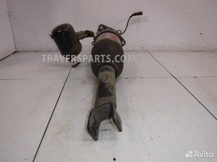 Пневмоамортизатор задний правый