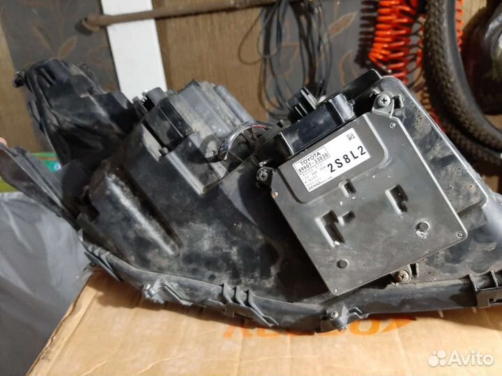 Фара камри 70