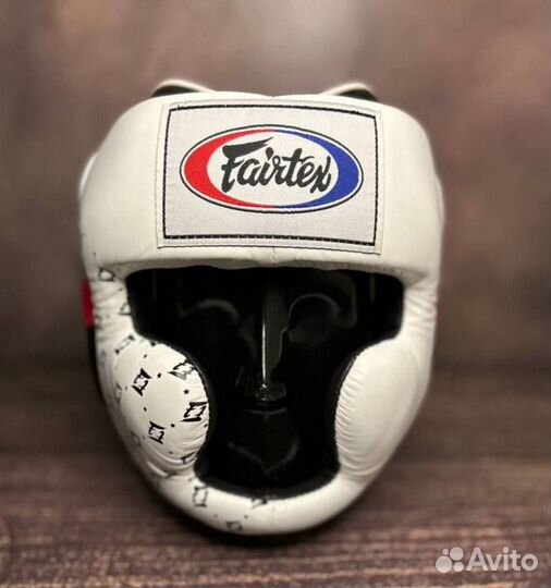 Боксерский шлем Fairtex