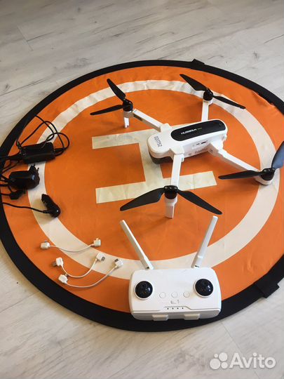 Квадрокоптер Hubsan zino 117