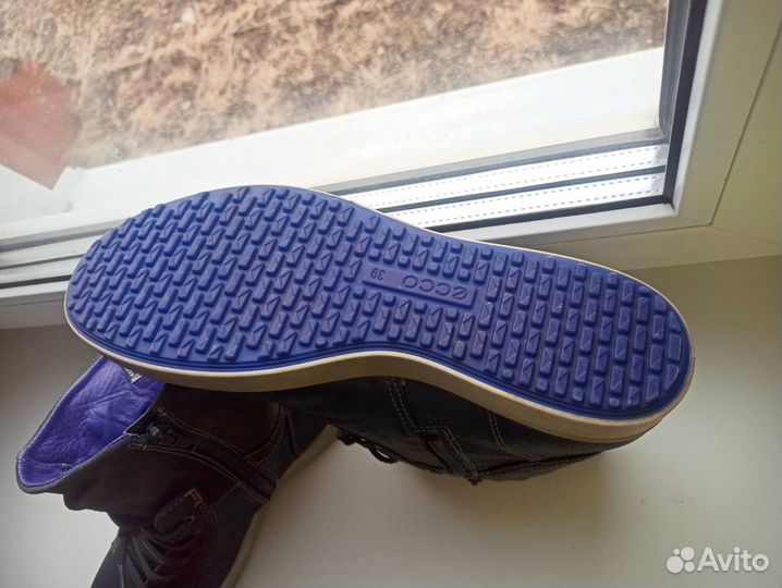 Кроссовки uniqlo 39 в идеале