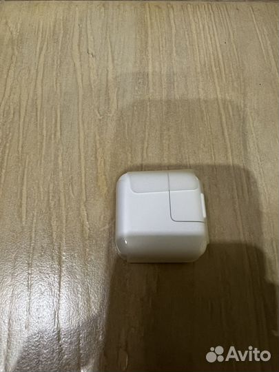 Оригинальный Адаптер зарядки 12W для iPad