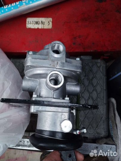 Кран тормозной