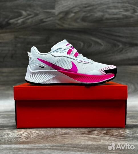 Nike pegasus trail 3 white pink