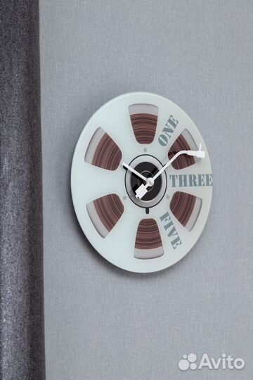 Часы настенные 