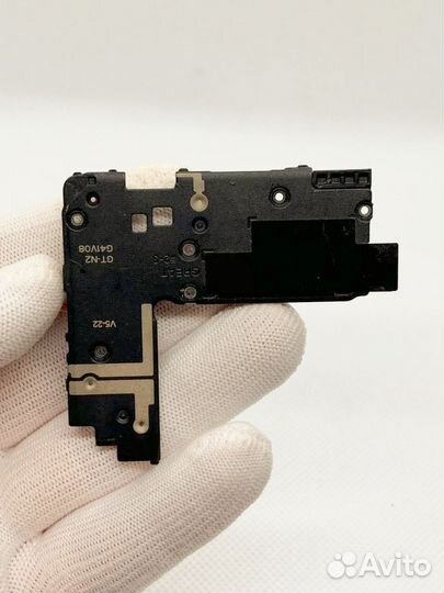 Samsung galaxy Note 8. Полифонический динамик