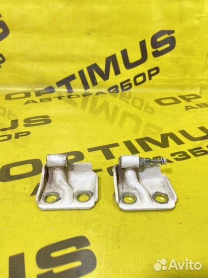 Петля двери задняя правая Fiat Albea 2011