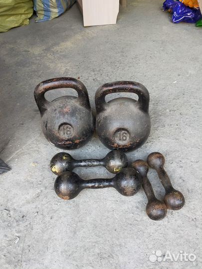 Гантели 2 кг, 5 кг, гири 16 кг (2 штуки)