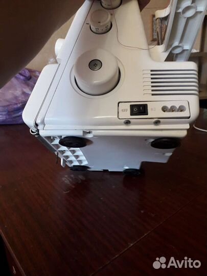 Оверлок janome 205d