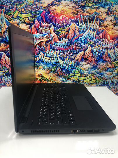 Офисный ноутбук HP 15.6