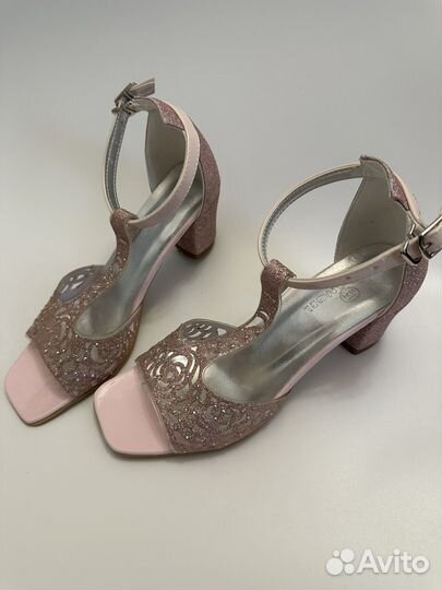 Туфли для девочки 33 размер