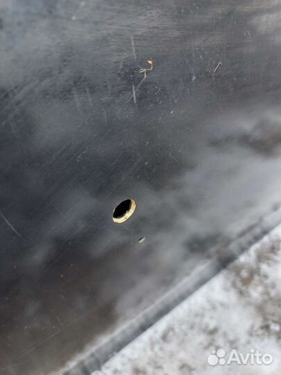 Передняя правая дверь Kia Spectra