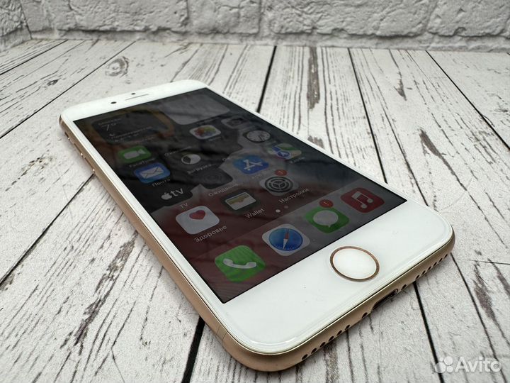 iPhone 8, 64 ГБ