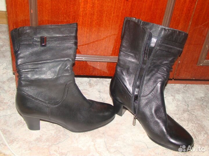 Сапоги осенние женские новые