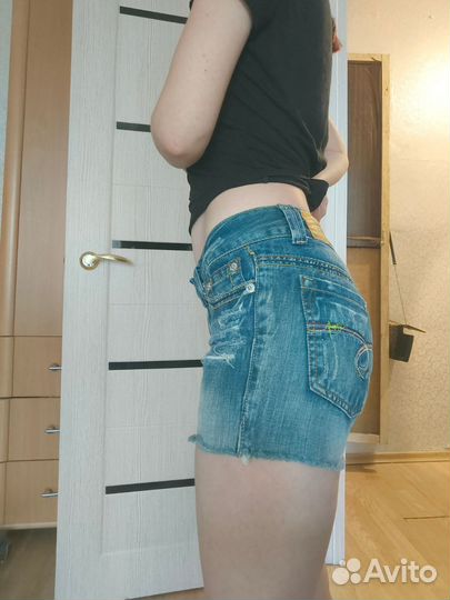 Женские джинсовые шорты