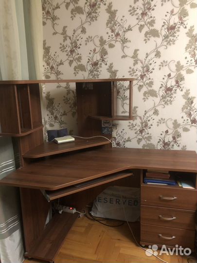 Компьютерный стол