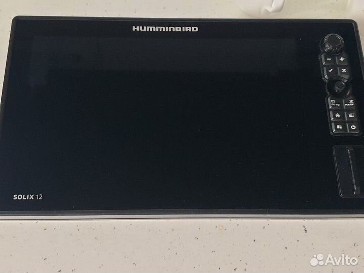 Humminbird solix 12 MSI+G2