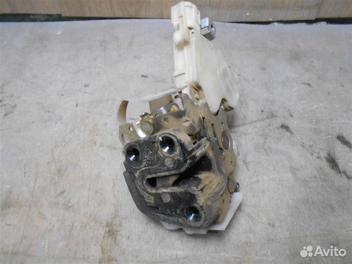 Замок багажника от Suzuki Grand Vitara 2006-2008