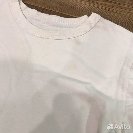 Блузки белые и джинсы на девочку