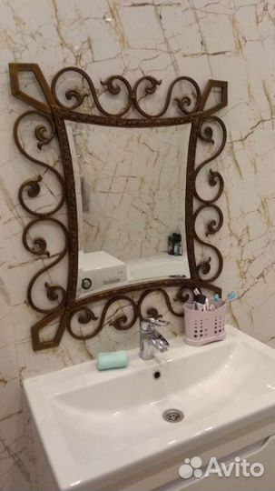 Дизайнерское зеркало