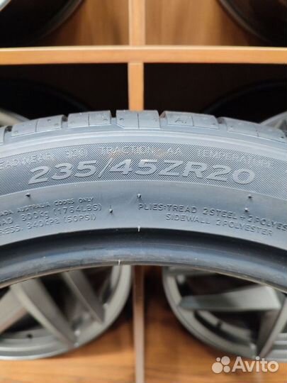 Hankook Ventus S1 Evo3 SUV K127A 235/45 R20 100Y