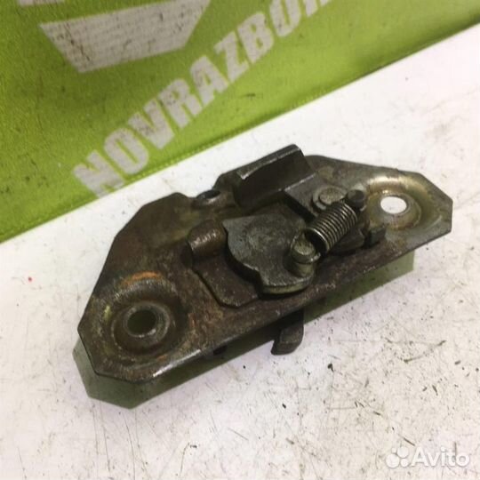 Замок багажника Фольксваген Транспортер Т2 Т3 79