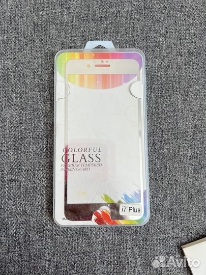 Защитное стекло на iPhone 7 plus