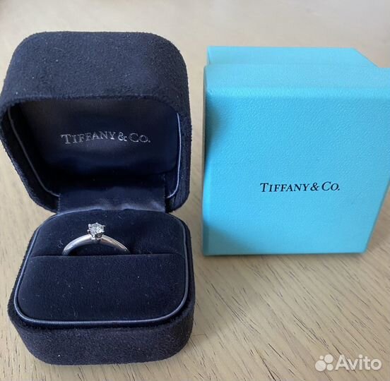 Помолвочное кольцо Tiffany Setting