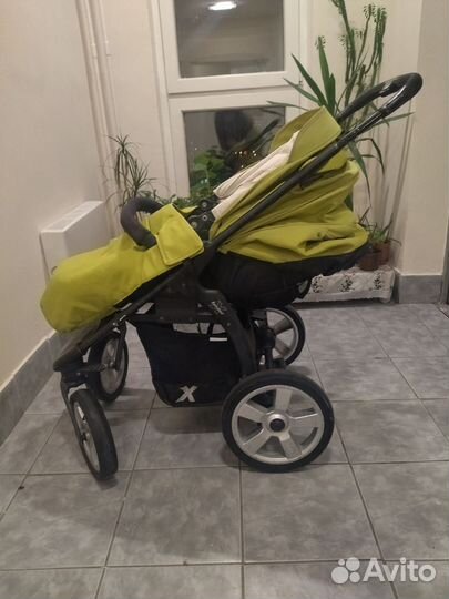 Прогулочная коляска б/у
