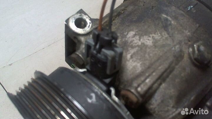 Компрессор кондиционера Renault Megane, 2001