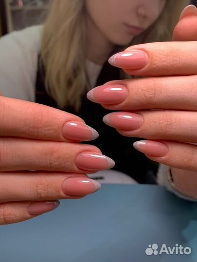 Маникюр. Педикюр. Наращивание ногтей