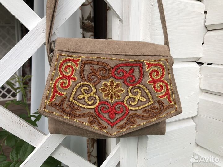 Сумочки женские маленькие