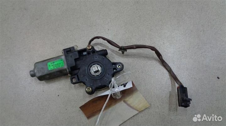 Моторчик стеклоподъемника передний правый Nissan