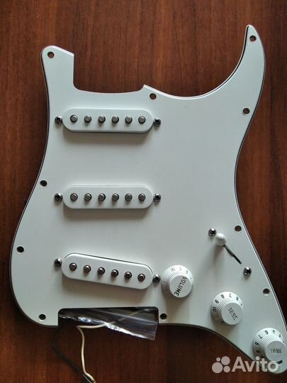 Пикгард stratocaster mexico