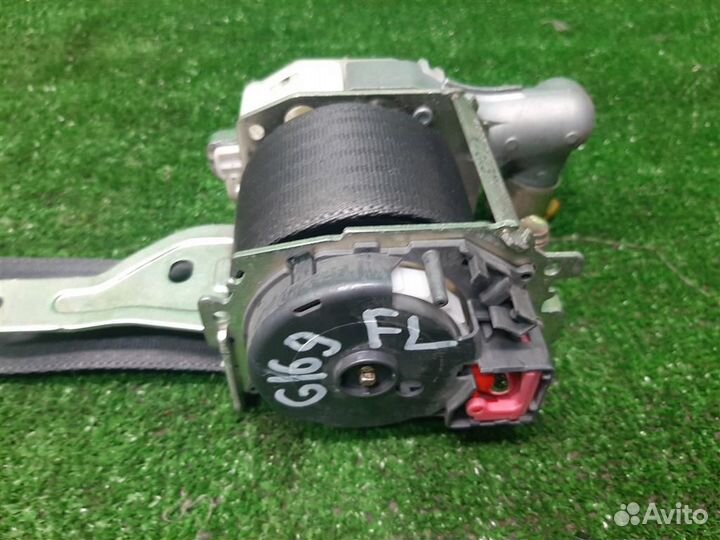 Ремень безопасности передний левый Subaru Foreste