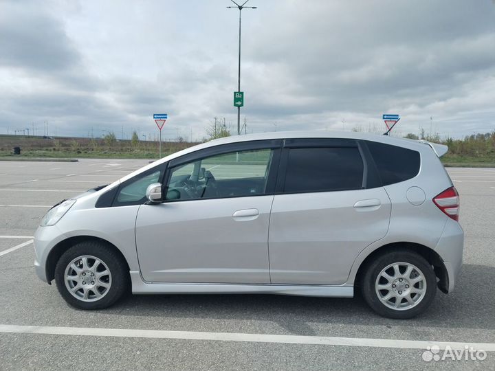 Honda Fit 1.3 CVT, 2009, 286 000 км